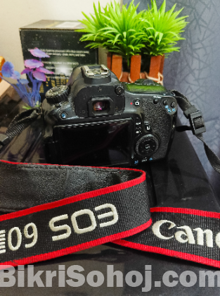 Canon 60d DSLR Camera
